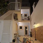 Feel - Boutique With Terrace In 3*