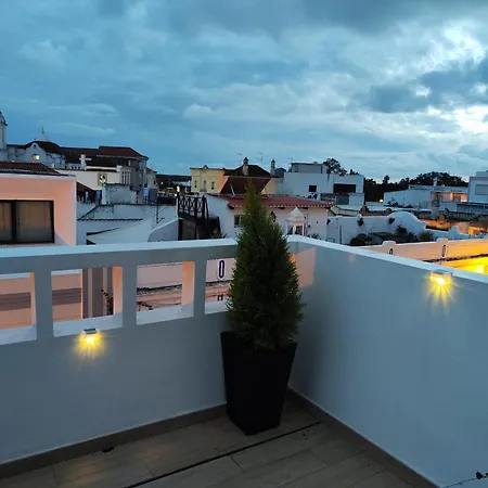 Feel - Boutique With Terrace In Oda ve Kahvaltı Faro