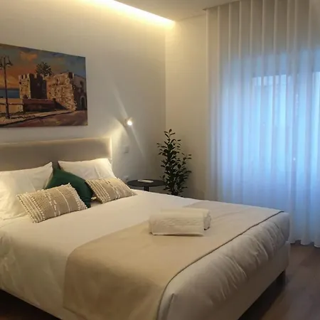 Feel - Boutique With Terrace In 3*